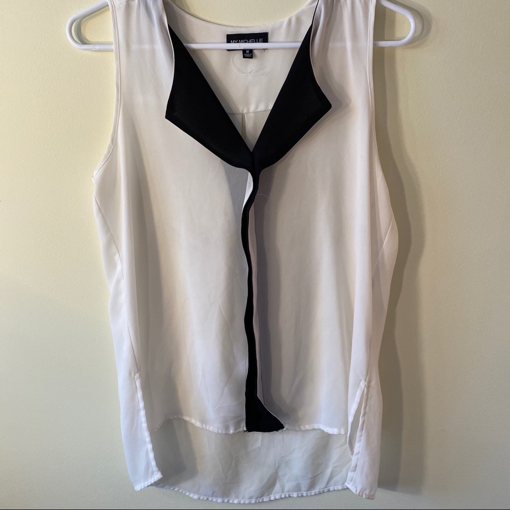 Sleeveless Blouse